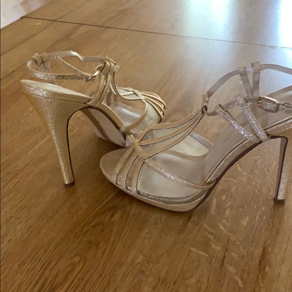 Good shimmering Caparros shoes - Picture 4 of 5